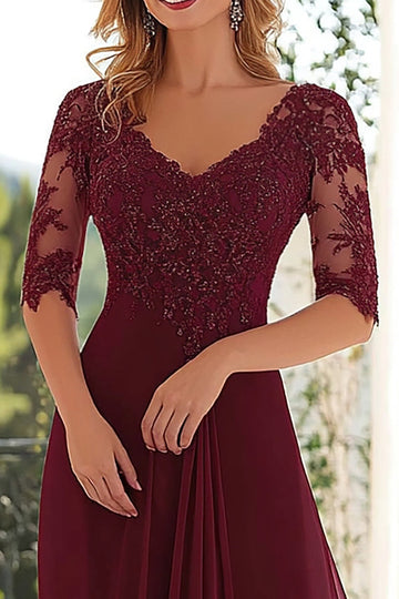 Elegant bordeaux A Line V-hals Chiffon Lang Baby Of the Bride Kjole med Blonder Appliques